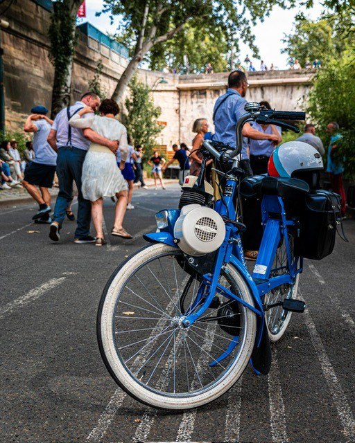 1tour2roues | Escapade VéloSolex Sur Mesure - Remontez le temps sur les Bords de Loire